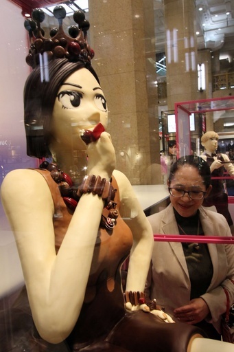 「東京タラレバ娘」のチョコフィギュアも、都内でバレンタイン向けイベント