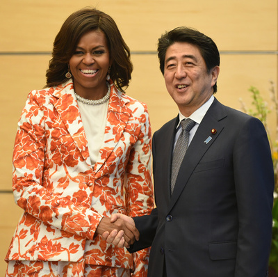 ミシェル夫人、安倍首相に「今度一緒にランチしましょう」