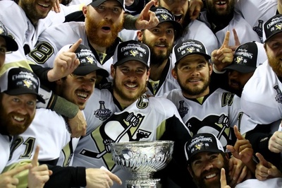 ペンギンズ、クロスビーの活躍で4度目V スタンレー杯