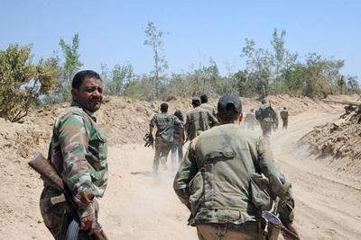 シリア政府軍、武装勢力排除作戦を展開 首都北方の丘陵地帯