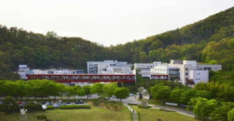 「公演界の元老」が在職していた京畿道所在の芸術大学（学校ホームページ）(c)news1