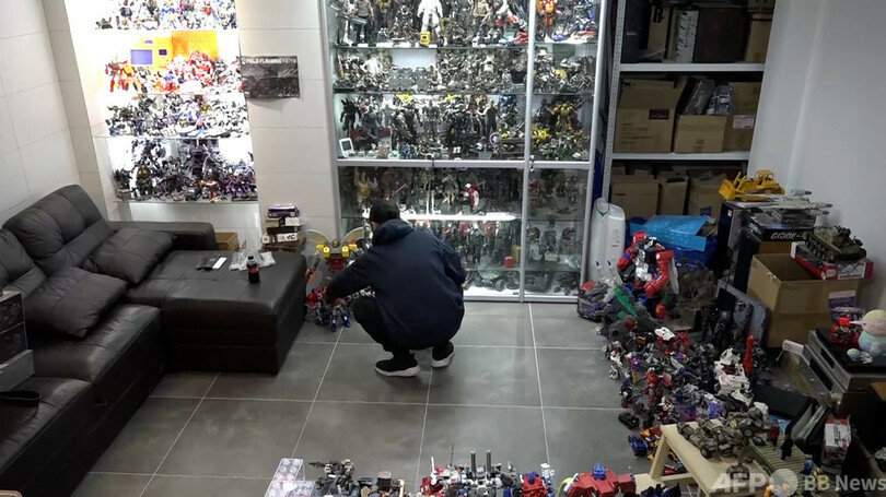 上海の「トランスフォーマー」コレクター、500万円近くかけ400点を収集