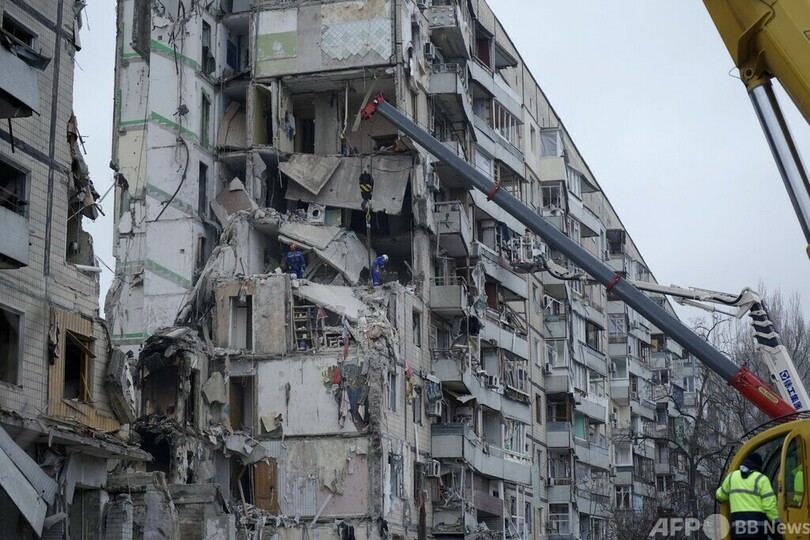 ロシア警察、ウクライナ集合住宅攻撃の犠牲者追悼した4人を拘束