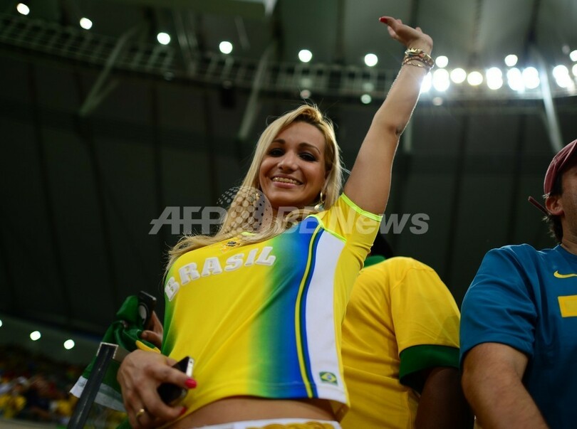 ブラジル美女から日本人サポーター、マスクマンまで・・・コンフェデ杯を盛り上げたサポーター