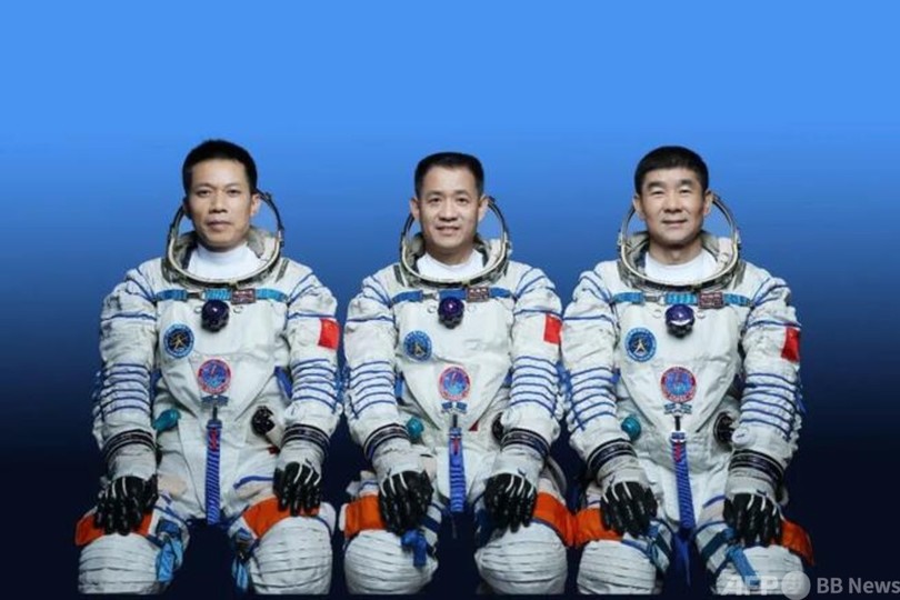 3人の中国人宇宙飛行士 あす 神舟12号 で宇宙へ 写真1枚 国際ニュース Afpbb News