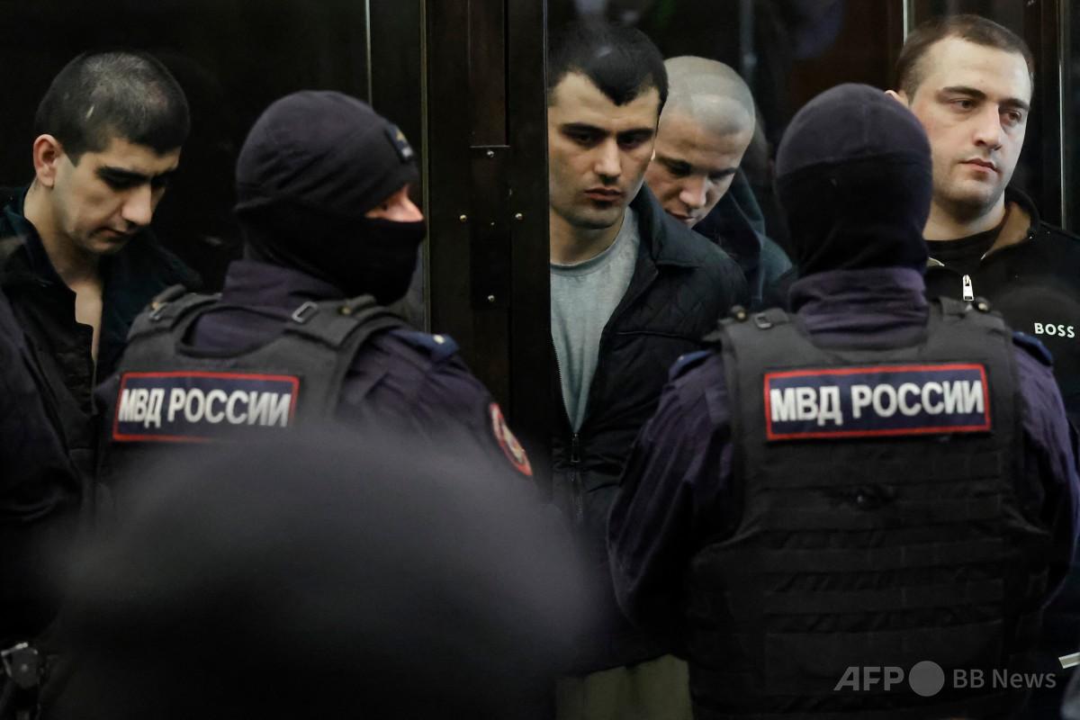 ロシア軍 МВД ДПС 交通警察 実物 反射ベスト 新品 実行犯ら15人に終身刑、ロシア・コンサートホール銃撃事件 写真4枚