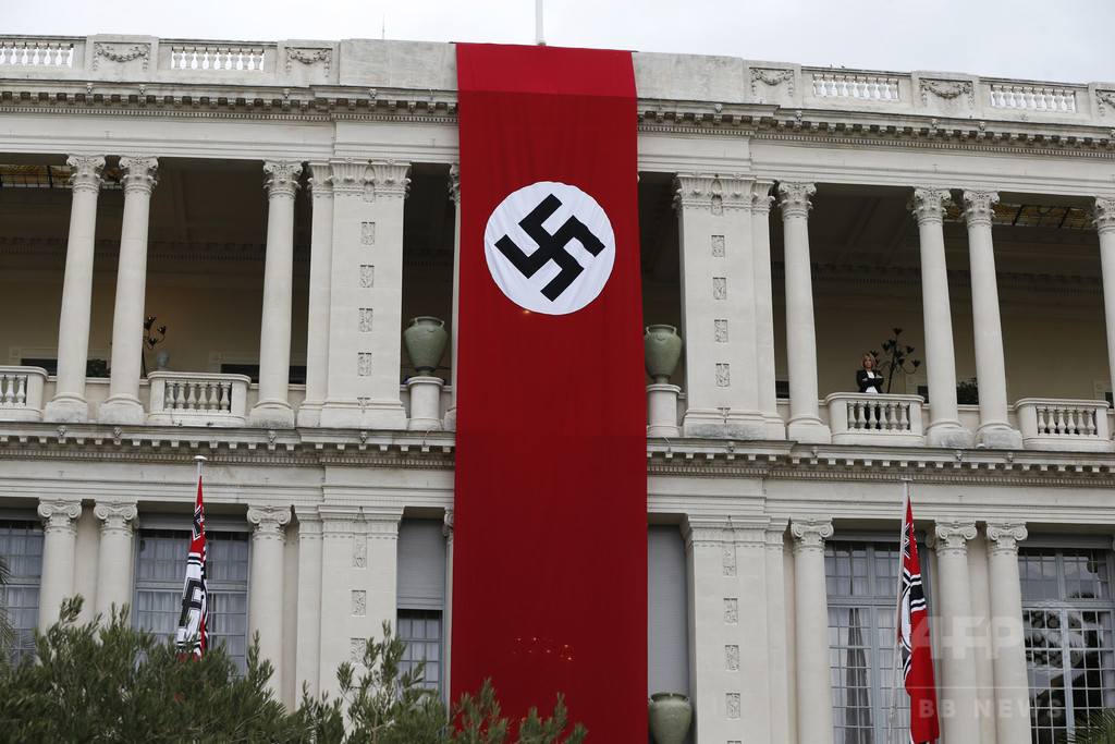 オーストラリア軍車両に「ナチスのかぎ十字の旗」、首相「到底容認できない」 オーストラリア軍車両に「ナチスのかぎ十字の旗」、首相「到底容認できない」