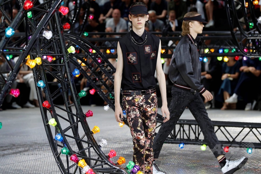 「ディオール オム」17年春夏メンズ