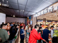 オープンしたアルディ蘇州1号店の店内（2025年4月19日撮影）。(c)Xinhua News
