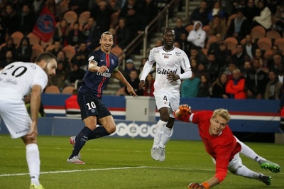 イブラヒモビッチが今季初得点、PSGは開幕からの無敗を継続
