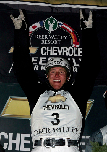 ＜フリースタイルスキー07W杯＞男子エアリアル・第5戦、ピーターソン 2連勝を飾る - 米国