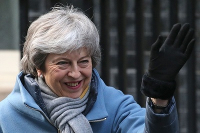 英議会、EU離脱延期を可決 協定案は再採決へ