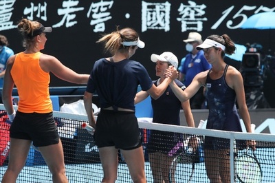 青山/柴原組は準決勝敗退 全豪OP