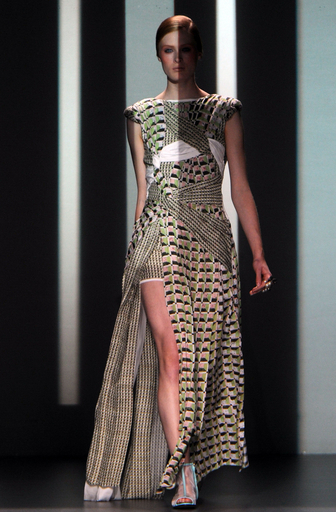 ＜13年春夏マドリード・コレクション＞アナ・ロッキングら新作発表