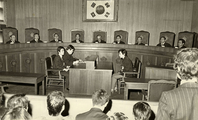 人民革命党結成で絞首刑の8容疑者、32年ぶりに無罪判決 - 韓国