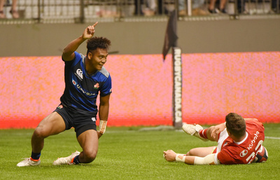 松島が逆転トライ！ ラグビー日本がカナダに勝利