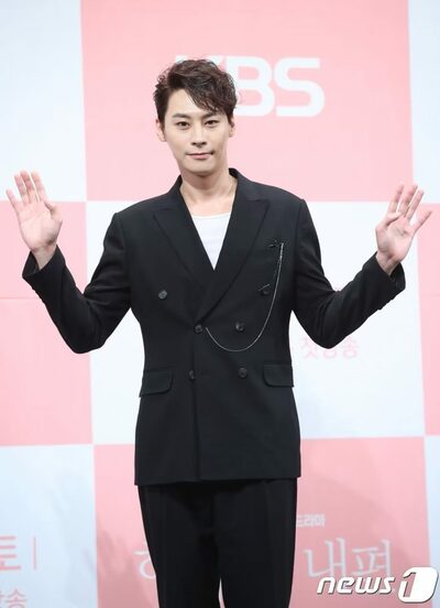 韓国俳優、39歳の若さで死去…『たった一人の私の味方』