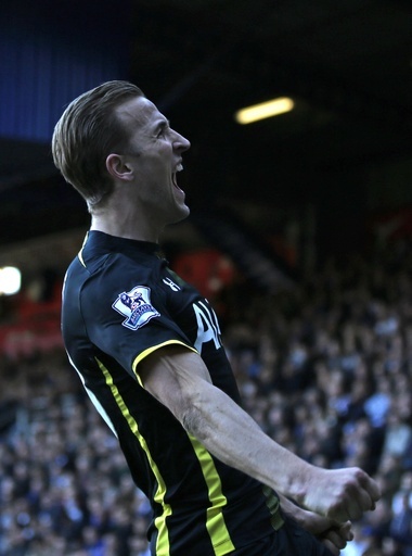 好調ケインが2得点の活躍、トッテナムがQPRに勝利