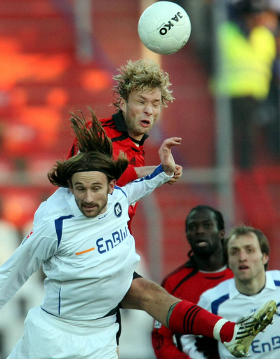 カールスルーエ レバークーゼンと引き分ける