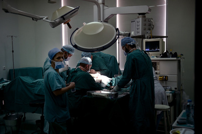 白内障手術で14人が失明、適切な消毒が行われず インド