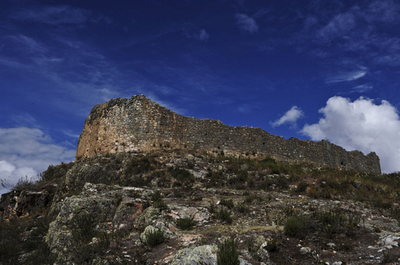 ペルー高地、謎に包まれた遺跡群