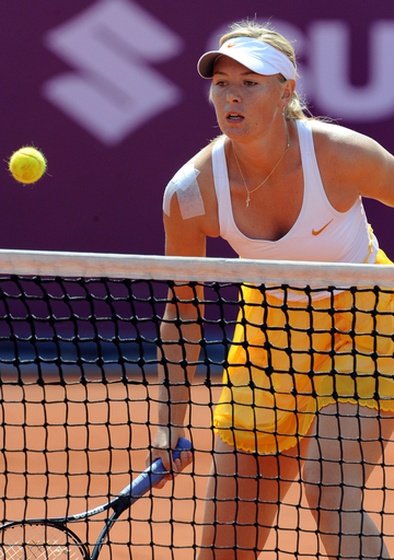 シャラポワが準々決勝進出、ワルシャワ・オープン