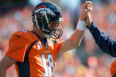 マニングが通算500TDパスに成功、今季無傷のカーディナルスを下す