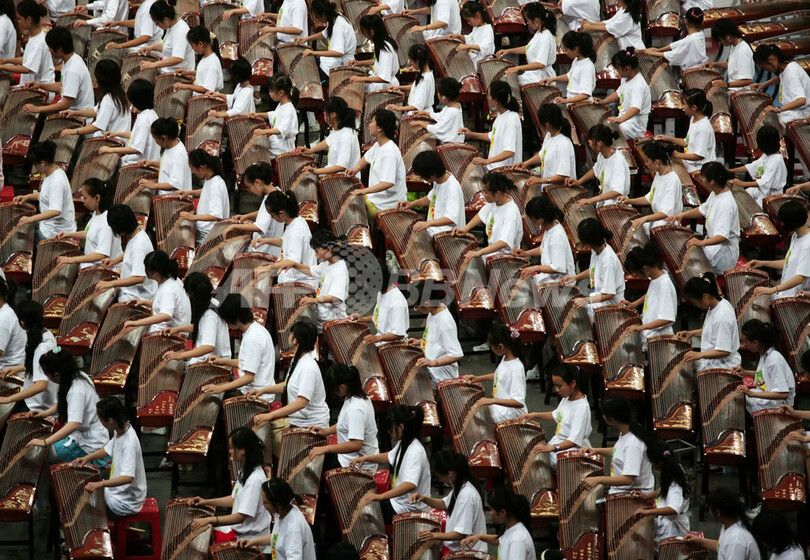 1000人の演奏家による古箏の調べ、北京