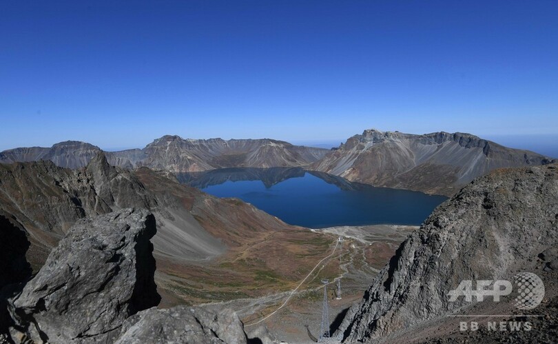 南北首脳、朝鮮民族の「聖地」白頭山に登頂