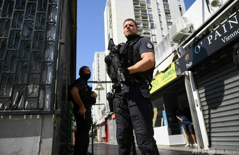 勘違いで銃撃か、10歳少年が死亡 仏南部