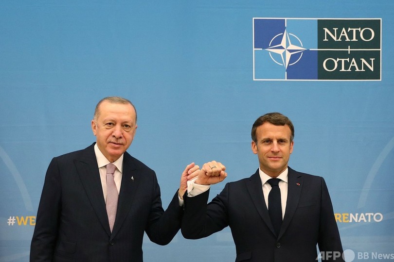 仏トルコ間で舌戦停止 次は行動に期待と仏外相 写真3枚 国際ニュース Afpbb News