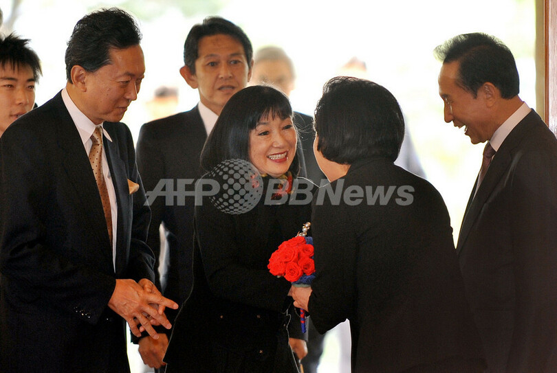 鳩山首相が初訪韓、李大統領と対北朝鮮で連携を確認
