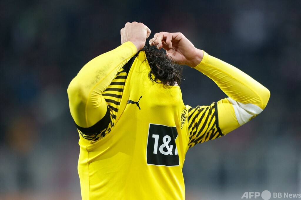 ドルト終盤の失点でドロー、首位バイエルンと勝ち点8差に 写真5枚 国際ニュース:AFPBB News