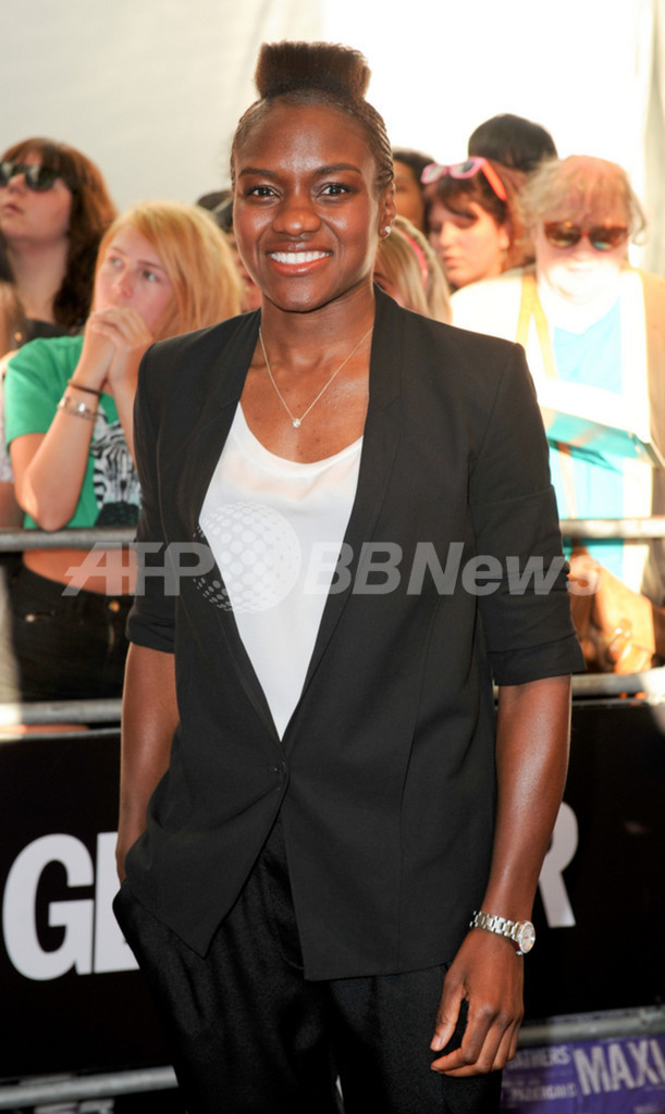 グラマー誌｢ウーマン・オブ・ザ・イヤー｣、ヴィクトリア・ベッカムらに栄冠