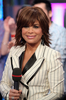 2008年3月10日、MTVの音楽情報番組「Total Request Live」に出演する歌手のポーラ・アブドゥル（Paula Abdul）。(c)AFP/Getty Images/Scott Gries