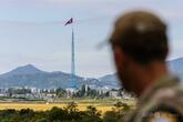 北朝鮮兵が軍事境界線を越え亡命か 韓国軍が身柄確保 報道