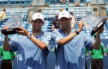 ブライアン兄弟 男子ダブルスを制す 写真3枚 国際ニュース：AFPBB News