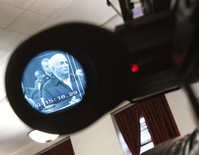 権力と地位とセックス・スキャンダルの関係、専門家が分析