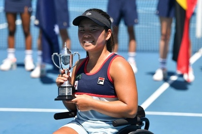 上地結衣は全豪OP連覇ならず、デフロートに決勝で敗れる