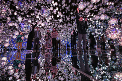 Cascading light and 'wobbling' orbs at new Tokyo art museum