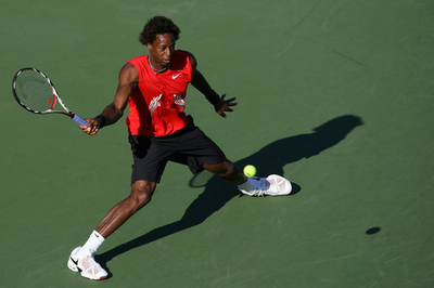 モンフィス コロレフを下し3回戦へ