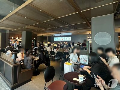 ソウル・聖水洞で35℃前後の猛暑…市民がカフェや漫画喫茶へ避難