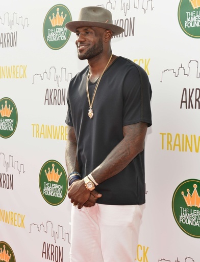 レブロン、キャブスの補強に満足も「やるべきことがたくさんある」