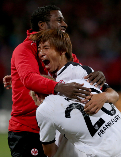 乾が2試合連続ゴール、フランクフルトが無傷の4連勝