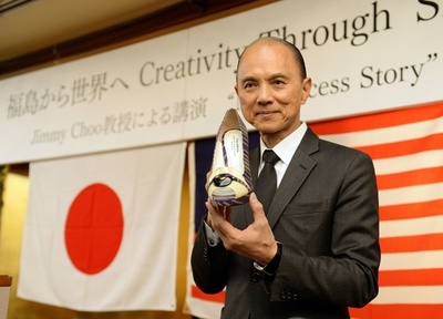ジミー・チュウが福島で特別講演、地元素材を使った靴も公開