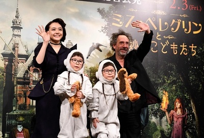 T・バートン監督、都内で開催の新作映画プロモイベントに登場