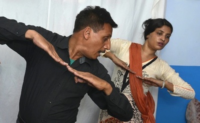 衰退するパキスタンの歴史的売春街、ネットで変わる性産業