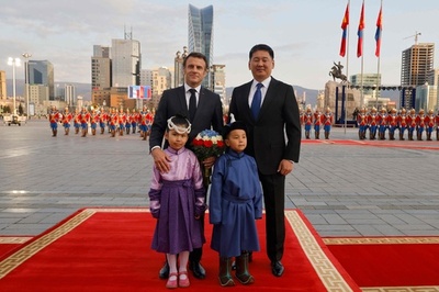 マクロン氏、モンゴル訪問 仏大統領として初