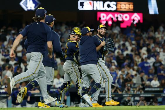 ブルワーズがスイープでWS進出、ドジャースは大谷の一発実らず3連覇逃す