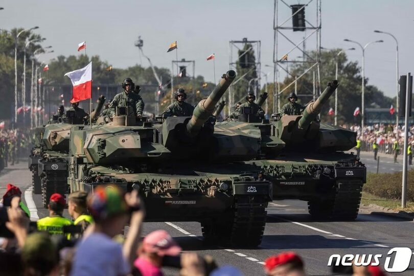 ポーランドで展開されているK2戦車(c)AFP/news1
